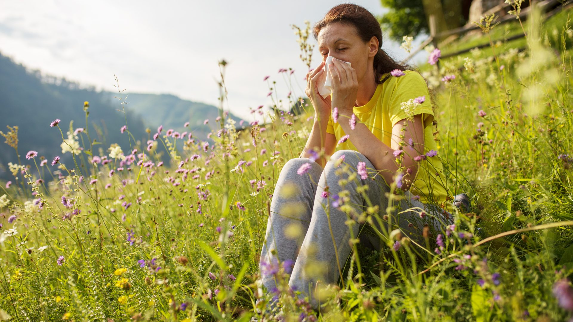 Understanding Seasonal Allergies: Symptoms, Causes, and Treatments